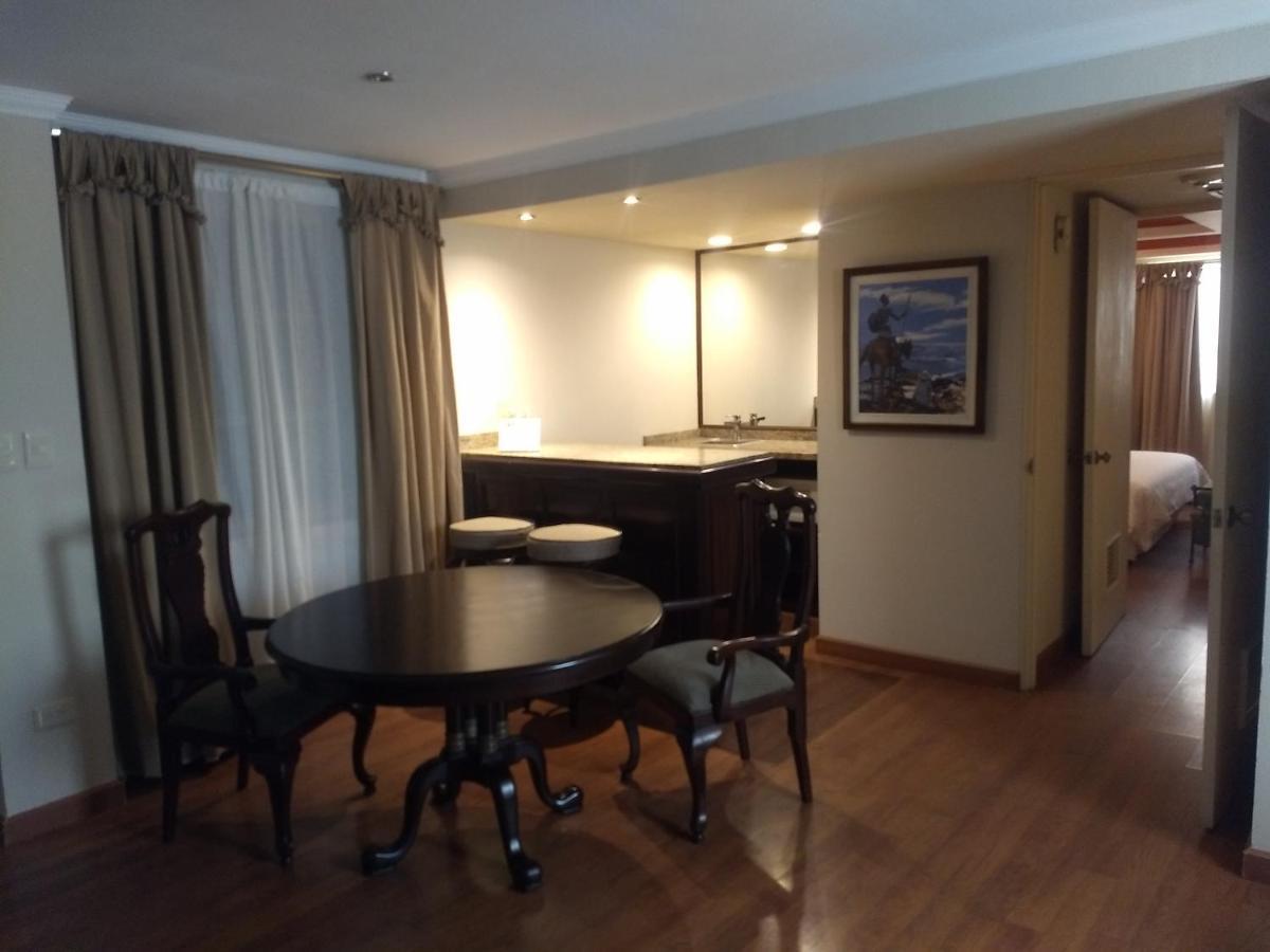 Rose Hotel 몬테레이 외부 사진